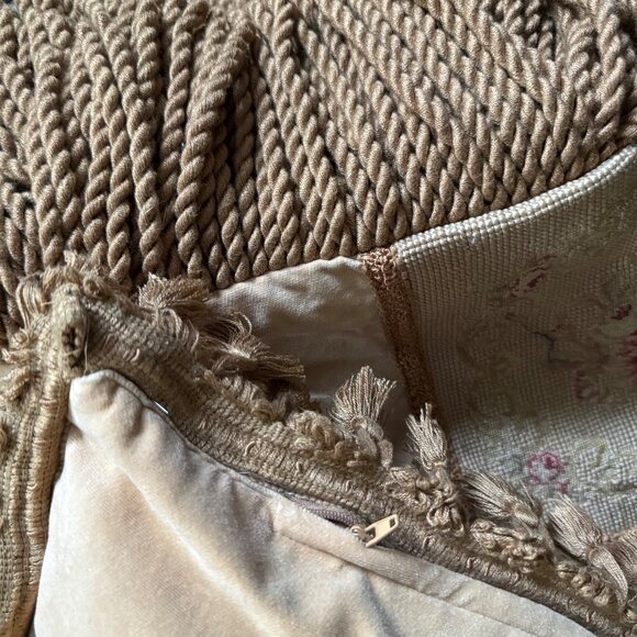 Shabby Tapestry Throw Tassel Pillow Set Beige Cover Floral Embroidered Vintage - Picture 14 of 16